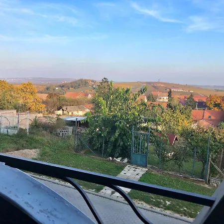 Opily Sklep Apartment Velke Pavlovice Exterior photo